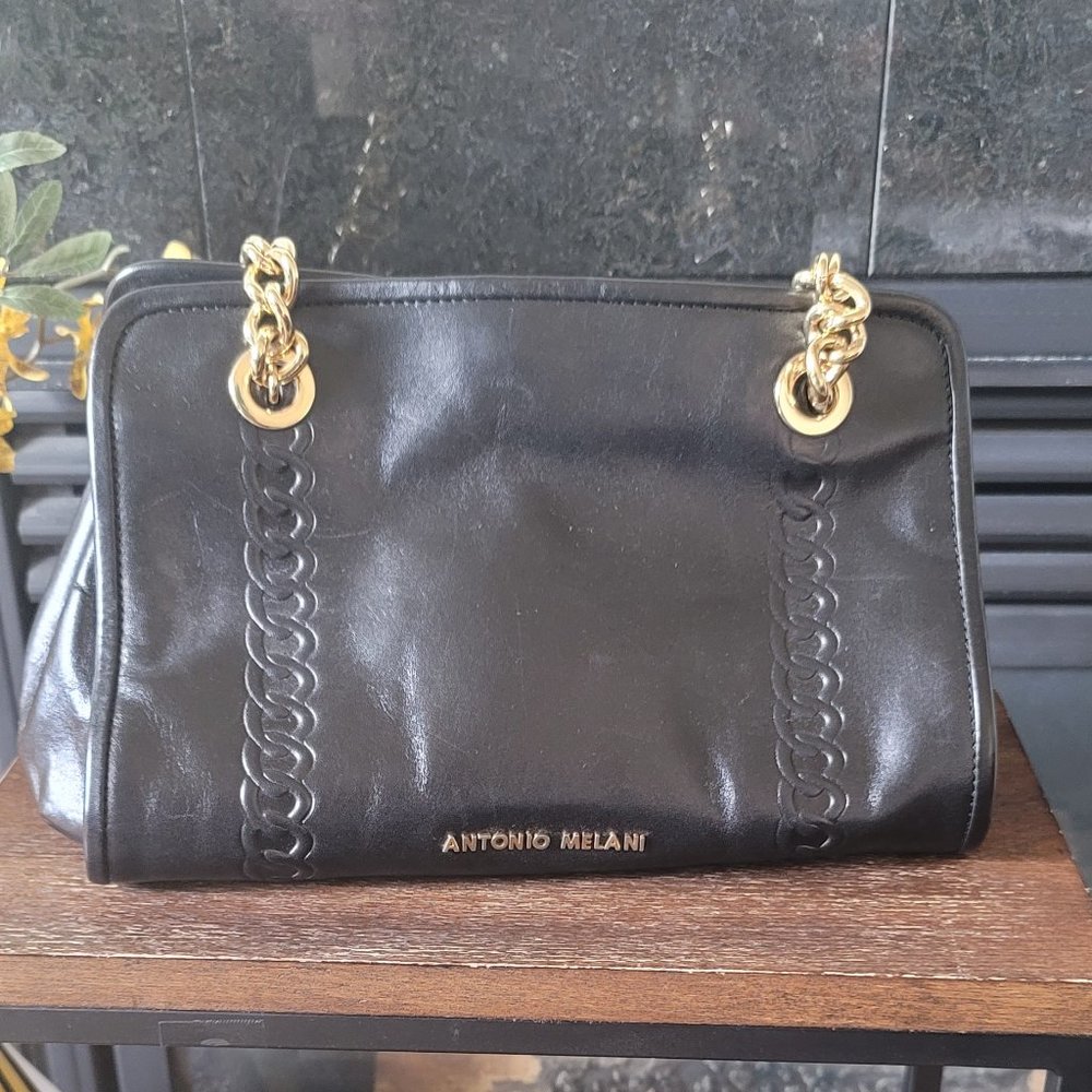 Leather Handbag w/gold Hardware